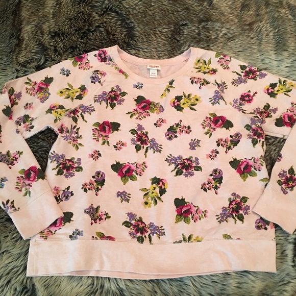 pink floral sweatshirt